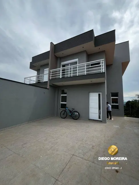 Foto 1 de Casa com 3 quartos à venda, 195m2 em Jardim dos Pinheiros, Atibaia - SP