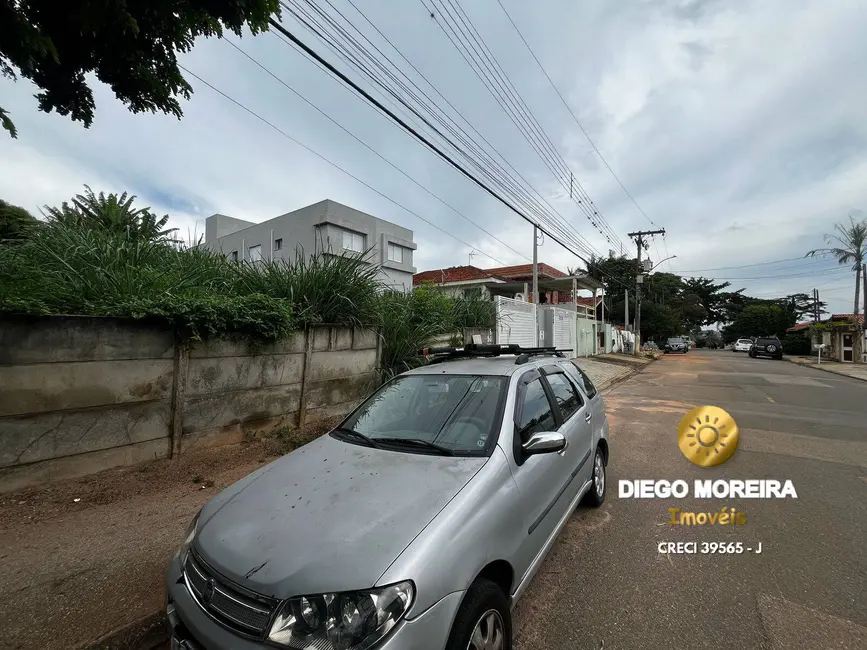 Foto 4 de Terreno / Lote à venda, 470m2 em Jardim dos Pinheiros, Atibaia - SP