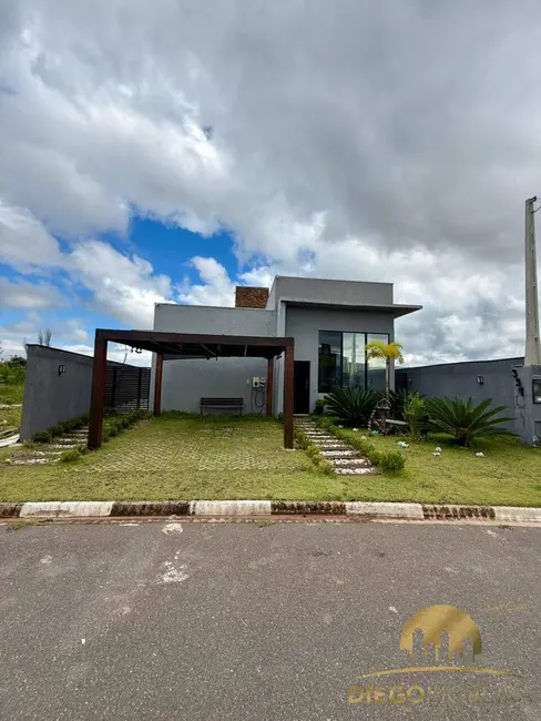 Foto 1 de Casa de Condomínio com 3 quartos para alugar, 460m2 em Bom Jesus Dos Perdoes - SP