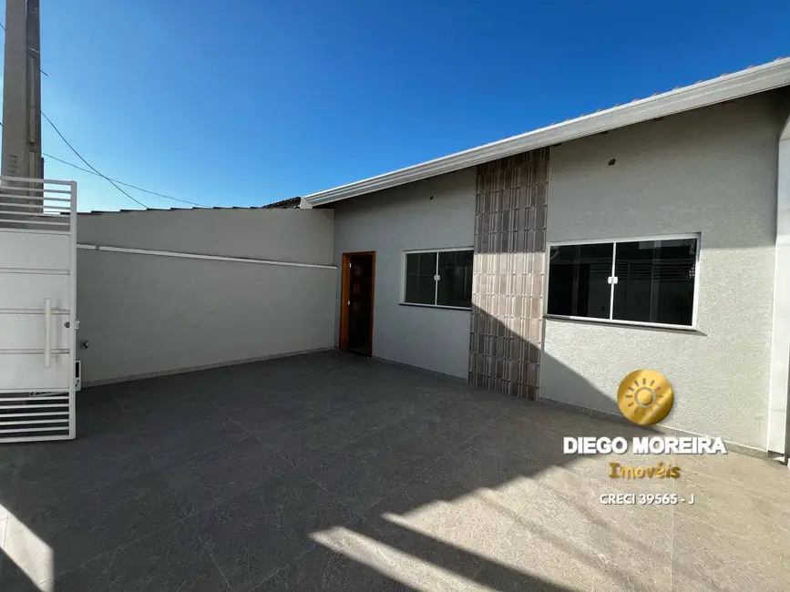 Foto 2 de Casa com 3 quartos à venda, 98m2 em Nova Cerejeira, Atibaia - SP