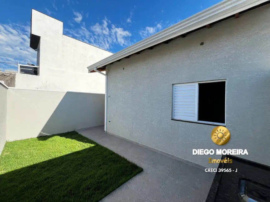 Foto 3 de Casa com 3 quartos à venda, 98m2 em Nova Cerejeira, Atibaia - SP