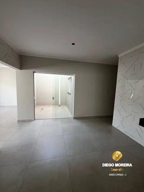 Foto 8 de Casa com 3 quartos à venda, 98m2 em Nova Cerejeira, Atibaia - SP