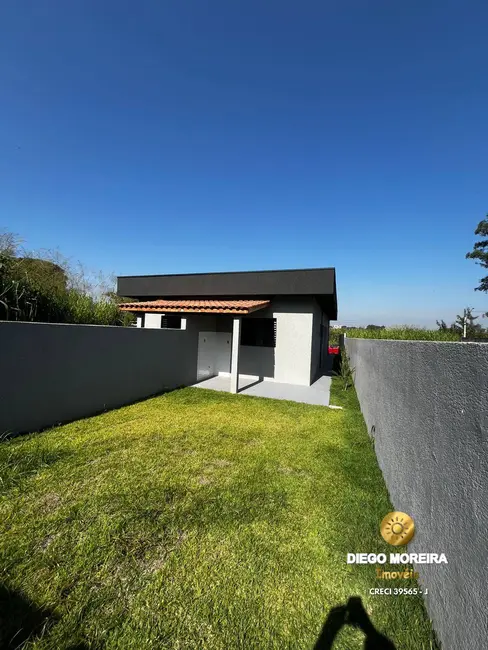 Foto 1 de Casa com 2 quartos à venda, 50m2 em Jardim Santo Antônio, Atibaia - SP