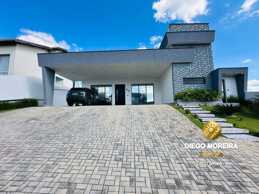 Foto 2 de Casa de Condomínio com 4 quartos à venda, 260m2 em Usina, Atibaia - SP