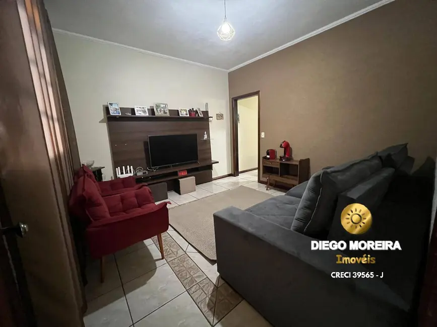 Casa com 5 quartos à venda, 177m2 em Jardim das Cerejeiras, Atibaia - SP - imagem 2 Foto 2 de Casa com 5 quartos à venda, 177m2 em Jardim das Cerejeiras, Atibaia - SP