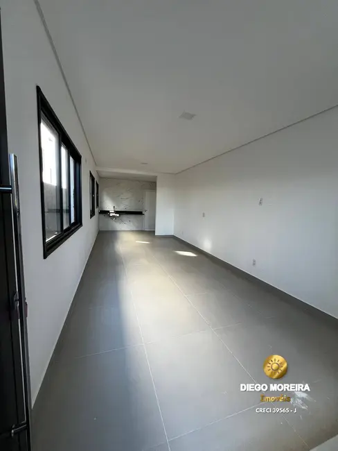 Foto 6 de Casa com 3 quartos à venda e para alugar, 105m2 em Jardim Eneide, Atibaia - SP