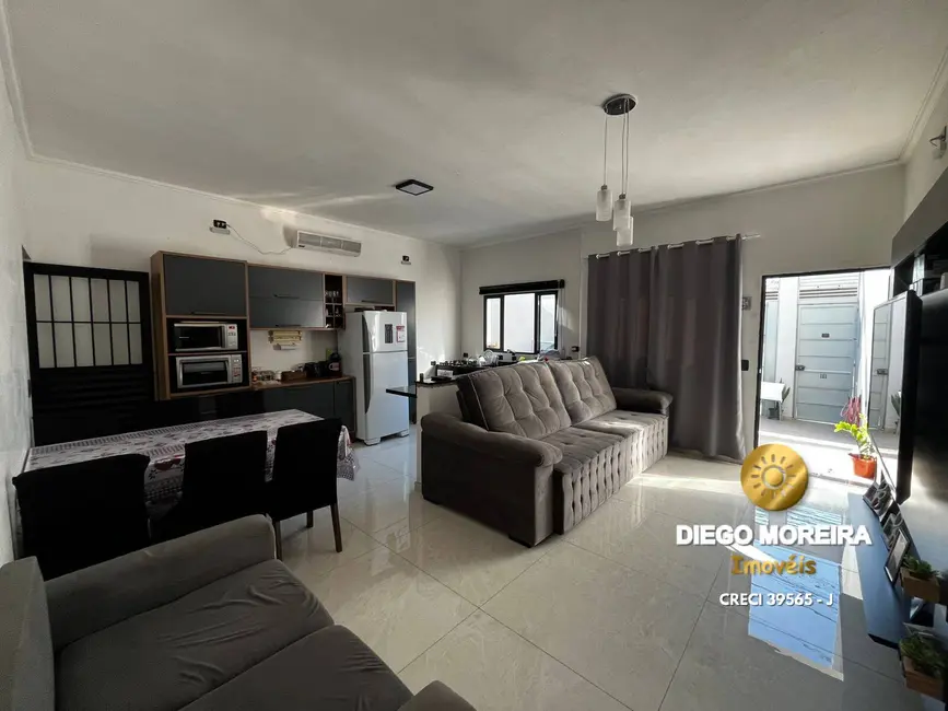 Casa com 3 quartos à venda, 165m2 em Laranjeiras, Caieiras - SP - imagem 8 Foto 8 de Casa com 3 quartos à venda, 165m2 em Laranjeiras, Caieiras - SP