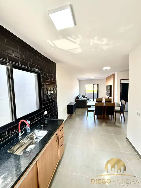 Foto 8 de Casa com 2 quartos à venda, 90m2 em Mairipora - SP