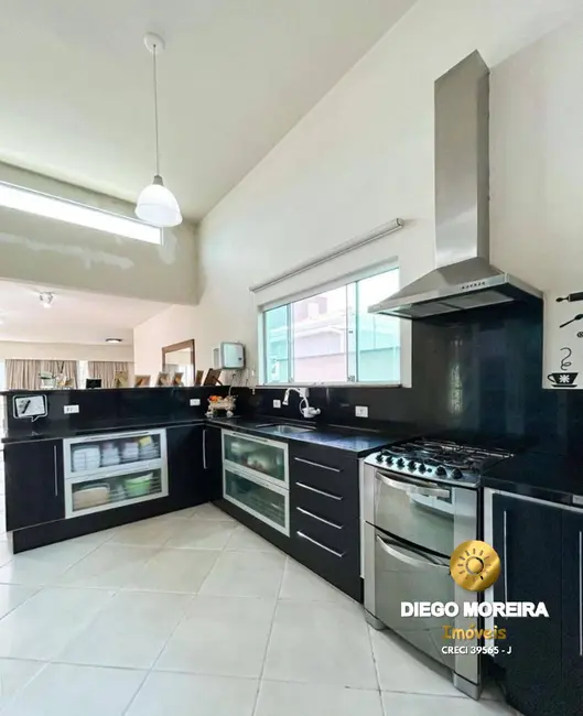 Foto 7 de Casa com 3 quartos à venda, 291m2 em Jardim do Lago, Atibaia - SP