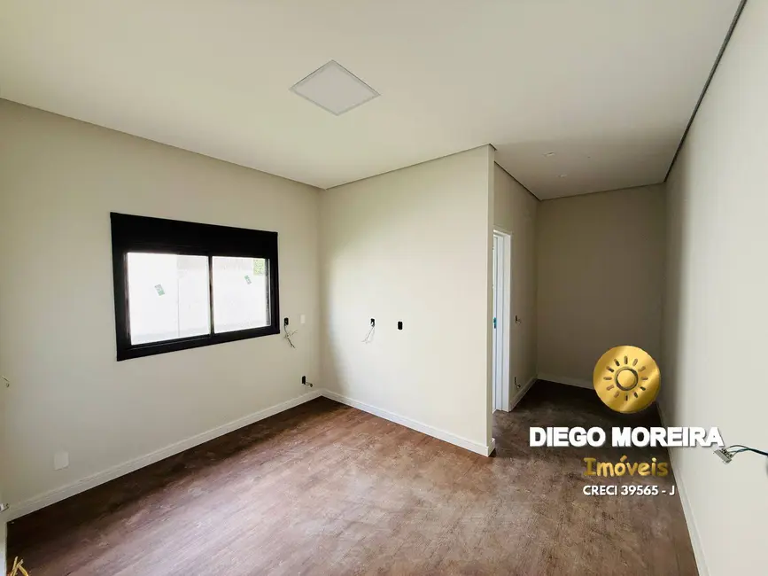 Foto 9 de Casa de Condomínio com 2 quartos à venda, 72m2 em Jardim Estância Brasil, Atibaia - SP