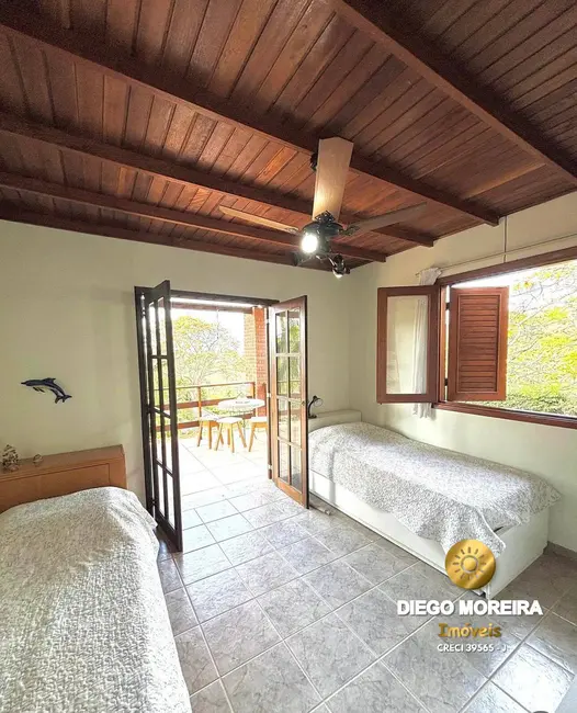 Chácara com 4 quartos à venda, 288m2 em Piracaia - SP - imagem 8 Foto 8 de Chácara com 4 quartos à venda, 288m2 em Piracaia - SP