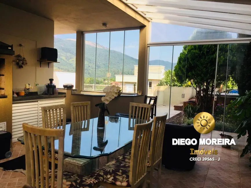 Foto 2 de Casa com 3 quartos à venda, 225m2 em Recreio Maristela, Atibaia - SP