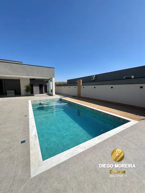 Casa de Condomínio com 4 quartos à venda, 284m2 em Condomínio Residencial Shamballa III, Atibaia - SP - imagem 2 Foto 2 de Casa de Condomínio com 4 quartos à venda, 284m2 em Condomínio Residencial Shamballa III, Atibaia - SP