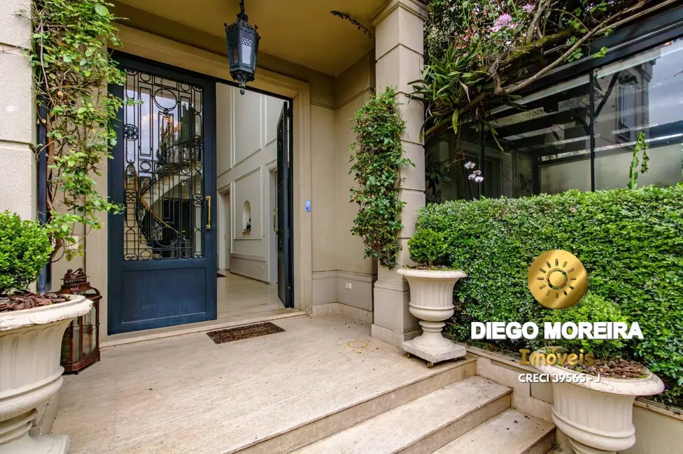 Casa com 6 quartos à venda, 1600m2 em Jardim Luzitânia, São Paulo - SP - imagem 1 Foto 1 de Casa com 6 quartos à venda, 1600m2 em Jardim Luzitânia, São Paulo - SP