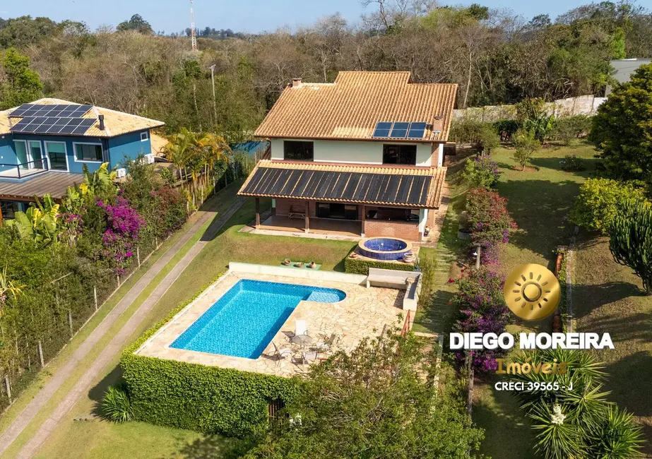 Foto 2 de Chácara com 3 quartos à venda, 378m2 em Piracaia - SP