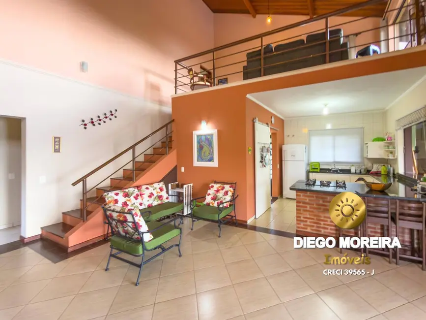 Foto 6 de Chácara com 3 quartos à venda, 378m2 em Piracaia - SP