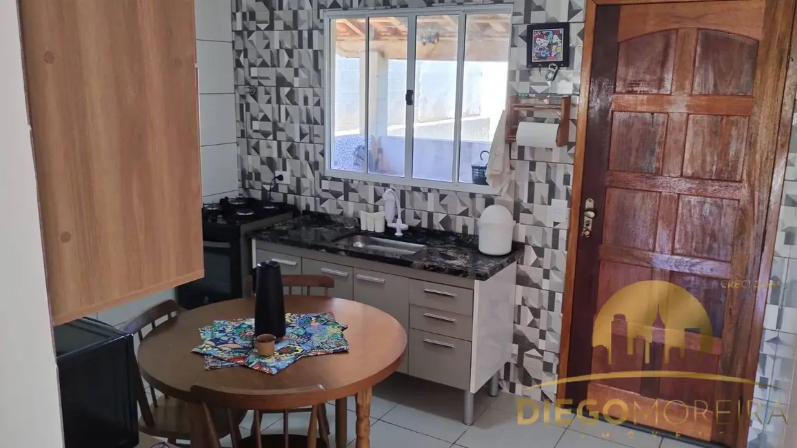 Foto 3 de Casa com 2 quartos à venda, 384m2 em Atibaia - SP