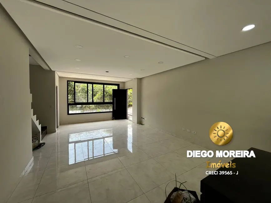 Foto 2 de Casa de Condomínio com 3 quartos à venda, 300m2 em Villa Verde, Franco Da Rocha - SP