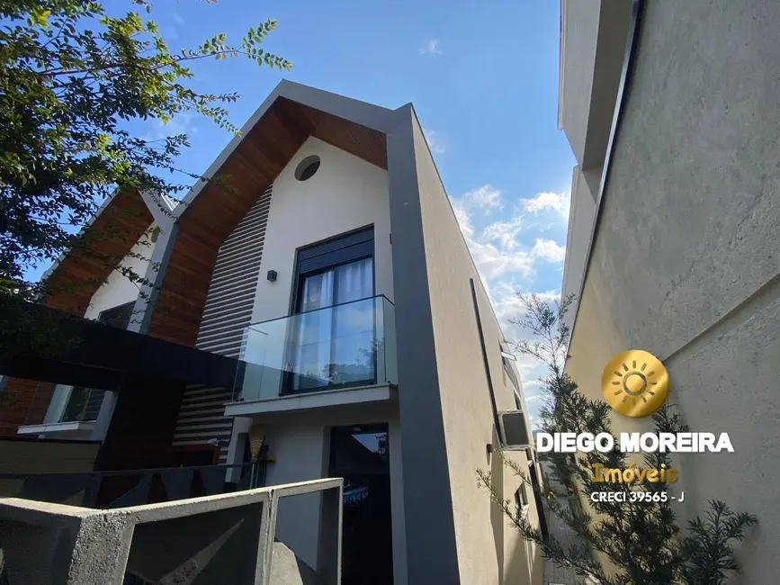 Foto 1 de Casa com 2 quartos à venda, 166m2 em Jardim dos Pinheiros, Atibaia - SP