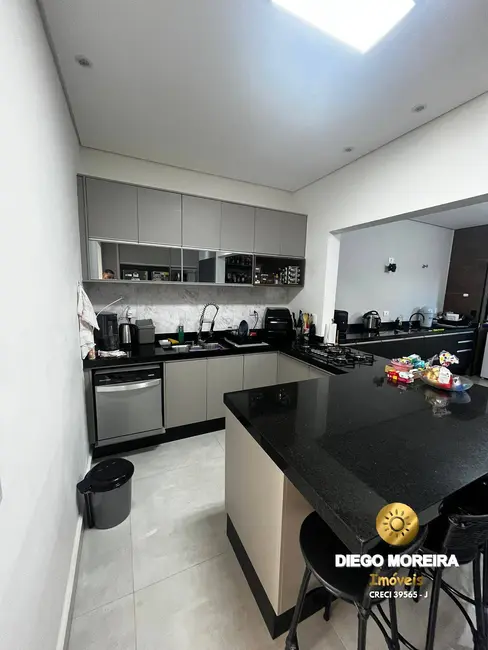 Foto 6 de Casa de Condomínio com 3 quartos à venda, 126m2 em Ressaca, Atibaia - SP