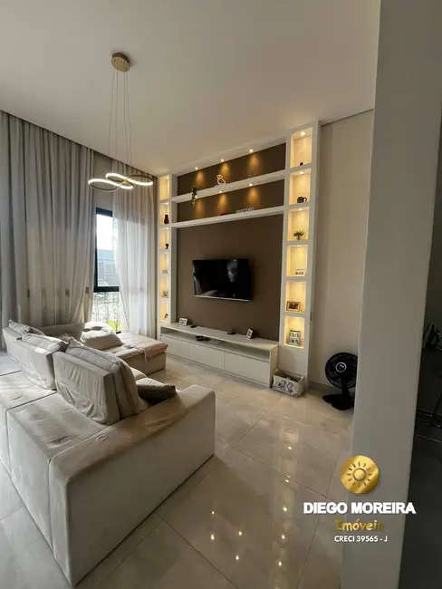 Foto 2 de Casa de Condomínio com 3 quartos à venda, 126m2 em Ressaca, Atibaia - SP