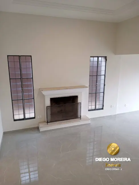 Foto 4 de Casa de Condomínio com 4 quartos à venda, 288m2 em Parque Arco Iris, Atibaia - SP