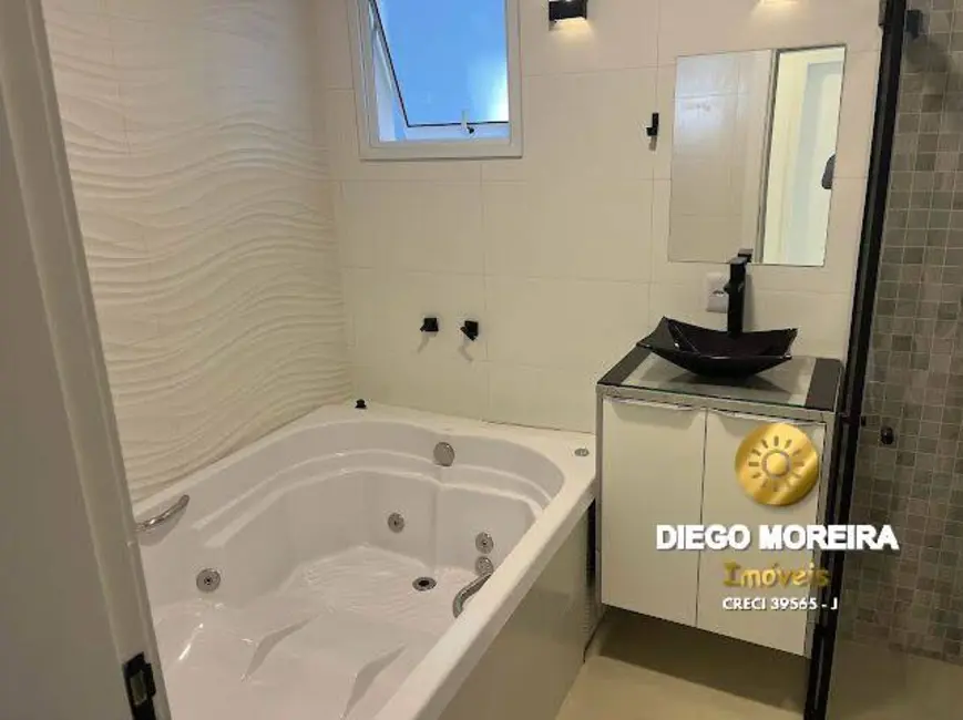 Casa com 4 quartos à venda, 376m2 em Jardim do Lago, Atibaia - SP - imagem 9 Foto 9 de Casa com 4 quartos à venda, 376m2 em Jardim do Lago, Atibaia - SP