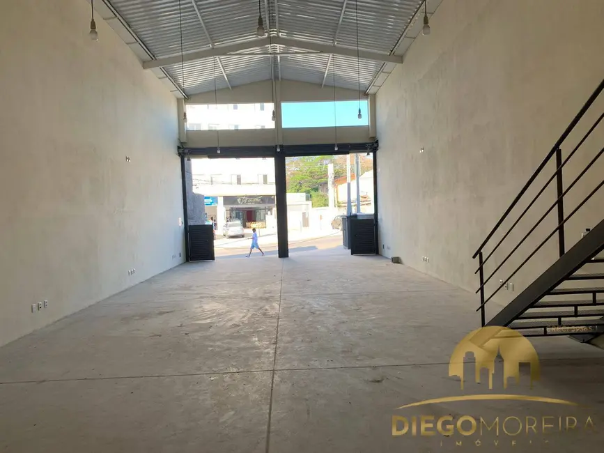 Armazém / Galpão para alugar, 240m2 em Jardim Imperial, Atibaia - SP - imagem 4 Foto 4 de Armazém / Galpão para alugar, 240m2 em Jardim Imperial, Atibaia - SP