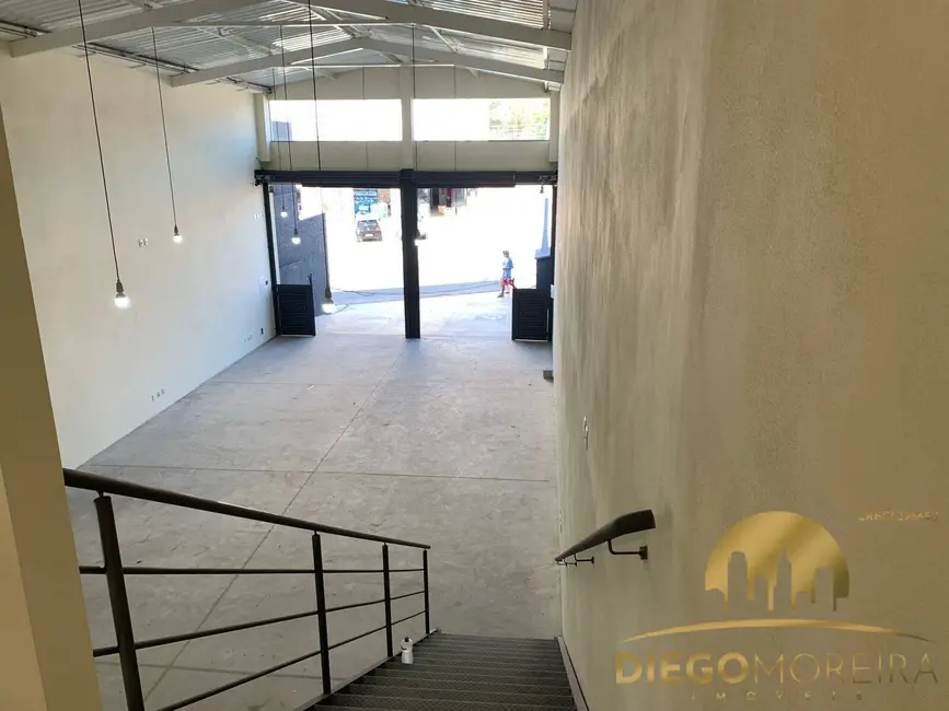 Armazém / Galpão para alugar, 240m2 em Jardim Imperial, Atibaia - SP - imagem 5 Foto 5 de Armazém / Galpão para alugar, 240m2 em Jardim Imperial, Atibaia - SP