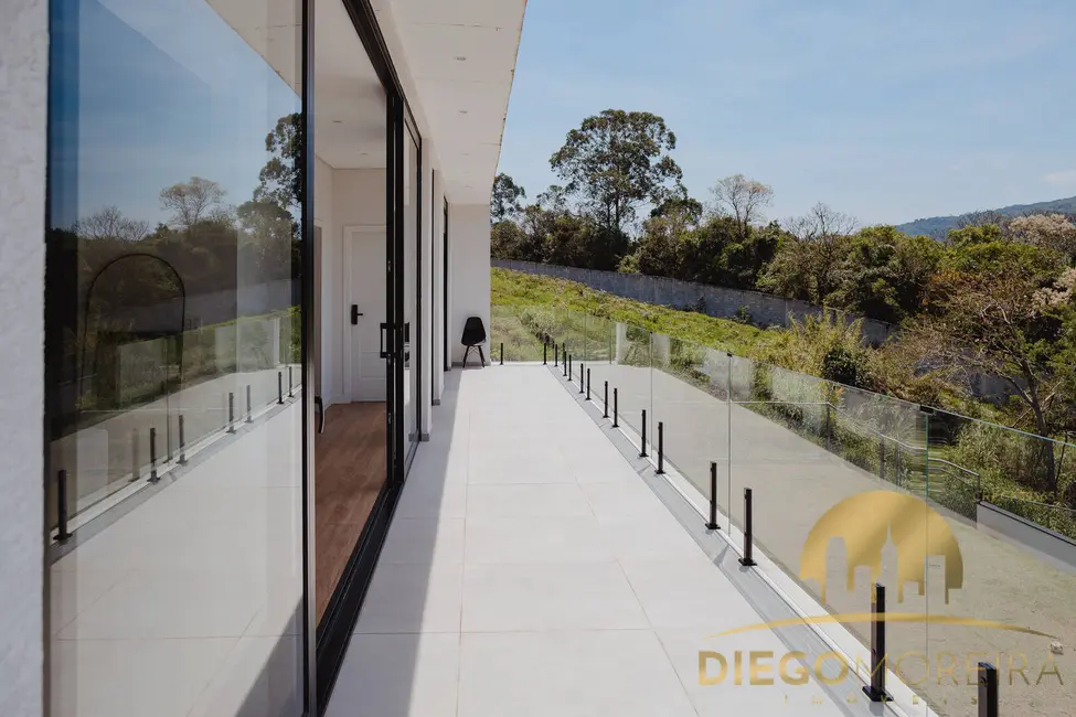 Foto 2 de Casa de Condomínio com 3 quartos à venda, 338m2 em Mairipora - SP