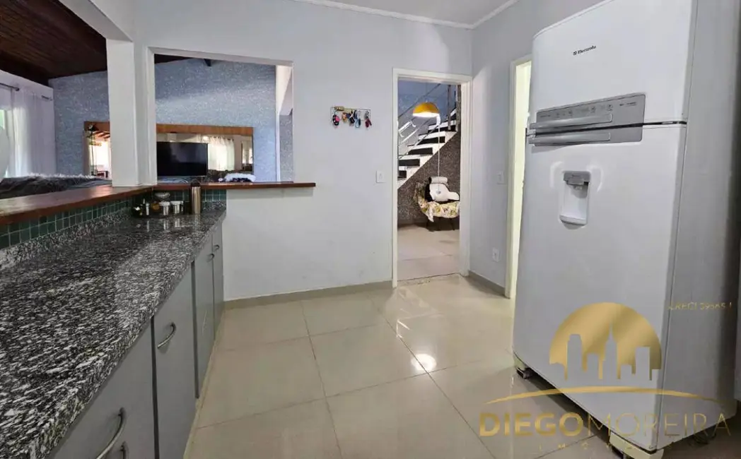 Foto 9 de Casa com 3 quartos à venda, 193m2 em Recreio Maristela, Atibaia - SP