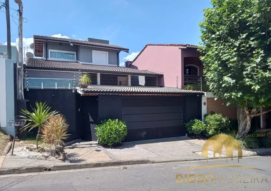 Foto 1 de Casa com 3 quartos à venda, 193m2 em Recreio Maristela, Atibaia - SP