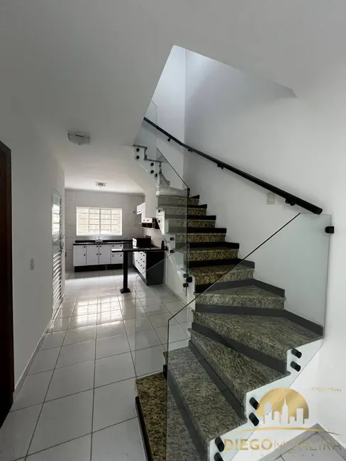 Foto 4 de Casa com 2 quartos à venda, 182m2 em Laranjeiras, Caieiras - SP