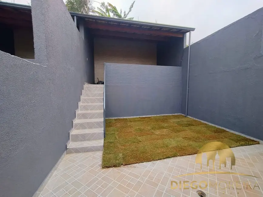 Foto 2 de Casa com 2 quartos à venda e para alugar, 60m2 em Mairipora - SP