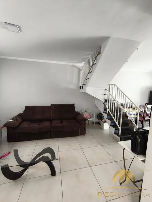 Casa de Condomínio com 3 quartos à venda, 175m2 em Villa Verde, Franco Da Rocha - SP - imagem 8 Foto 8 de Casa de Condomínio com 3 quartos à venda, 175m2 em Villa Verde, Franco Da Rocha - SP