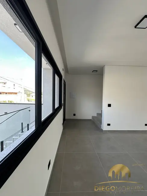 Foto 9 de Casa com 3 quartos à venda, 204m2 em Laranjeiras, Caieiras - SP