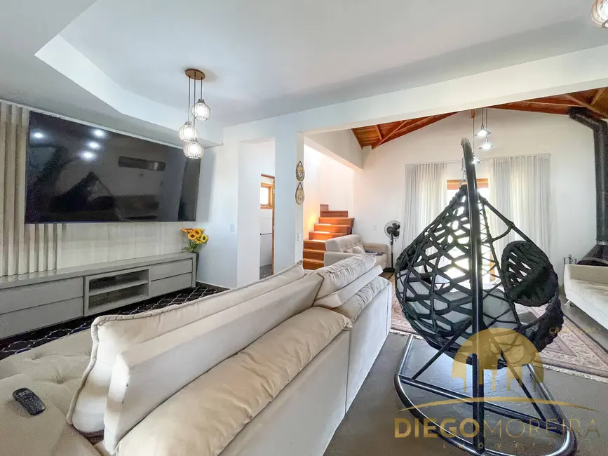 Foto 8 de Chácara com 3 quartos à venda, 227m2 em Tanque, Atibaia - SP