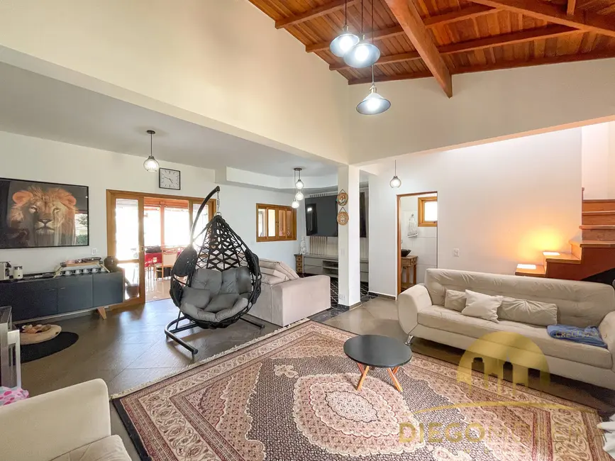 Foto 4 de Chácara com 3 quartos à venda, 227m2 em Tanque, Atibaia - SP