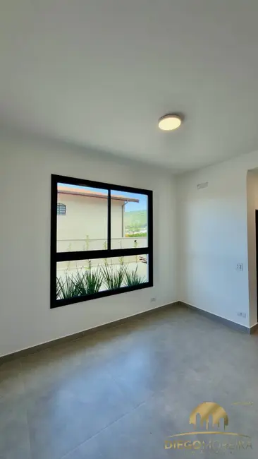 Foto 6 de Casa de Condomínio com 3 quartos à venda, 167m2 em Vila Petrópolis, Atibaia - SP