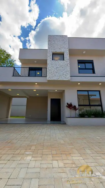 Foto 2 de Casa de Condomínio com 3 quartos à venda, 167m2 em Vila Petrópolis, Atibaia - SP