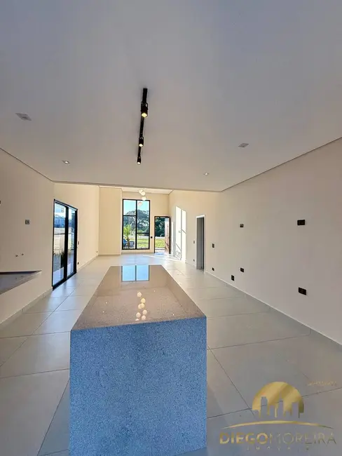 Casa de Condomínio com 3 quartos à venda, 192m2 em Atibaia - SP - imagem 9 Foto 9 de Casa de Condomínio com 3 quartos à venda, 192m2 em Atibaia - SP