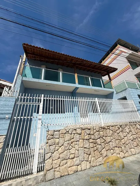 Casa com 3 quartos para alugar, 225m2 em Alvinópolis, Atibaia - SP - imagem 1 Foto 1 de Casa com 3 quartos para alugar, 225m2 em Alvinópolis, Atibaia - SP