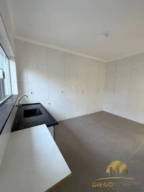 Casa com 3 quartos para alugar, 225m2 em Alvinópolis, Atibaia - SP - imagem 4 Foto 4 de Casa com 3 quartos para alugar, 225m2 em Alvinópolis, Atibaia - SP