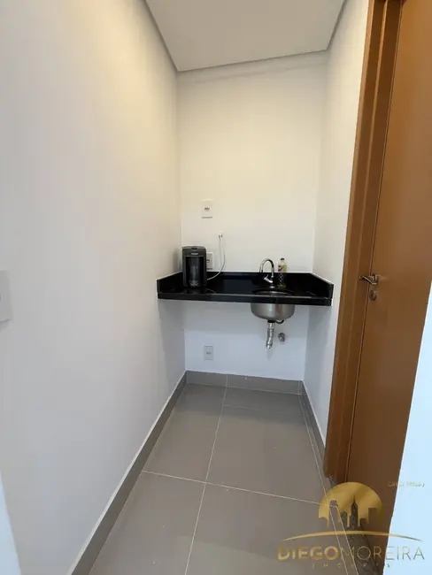 Foto 8 de Sala Comercial à venda e para alugar, 45m2 em Alvinópolis, Atibaia - SP