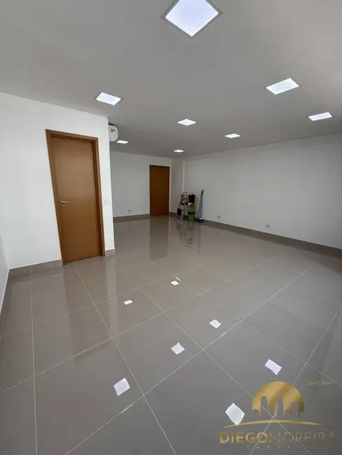 Foto 7 de Sala Comercial à venda e para alugar, 45m2 em Alvinópolis, Atibaia - SP