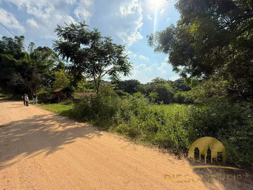 Foto 1 de Terreno / Lote à venda, 1850m2 em Jardim Sinki, Franco Da Rocha - SP