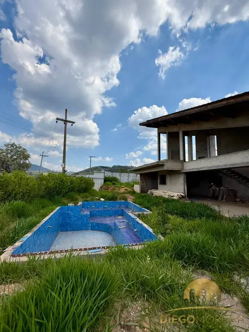 Foto 2 de Casa com 3 quartos à venda, 285m2 em Jardim Centenário, Atibaia - SP