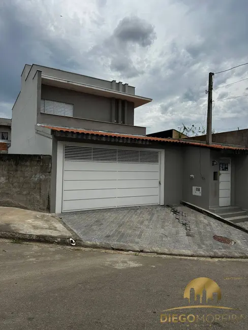 Casa com 3 quartos à venda, 161m2 em Franco Da Rocha - SP - imagem 1 Foto 1 de Casa com 3 quartos à venda, 161m2 em Franco Da Rocha - SP