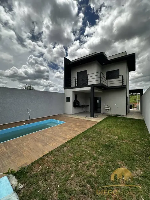 Foto 1 de Casa com 3 quartos à venda, 100m2 em Bom Jesus Dos Perdoes - SP