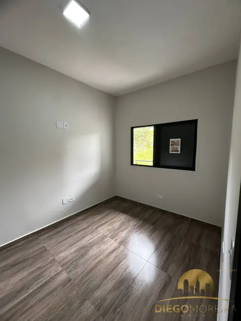 Foto 5 de Casa com 3 quartos à venda, 100m2 em Bom Jesus Dos Perdoes - SP